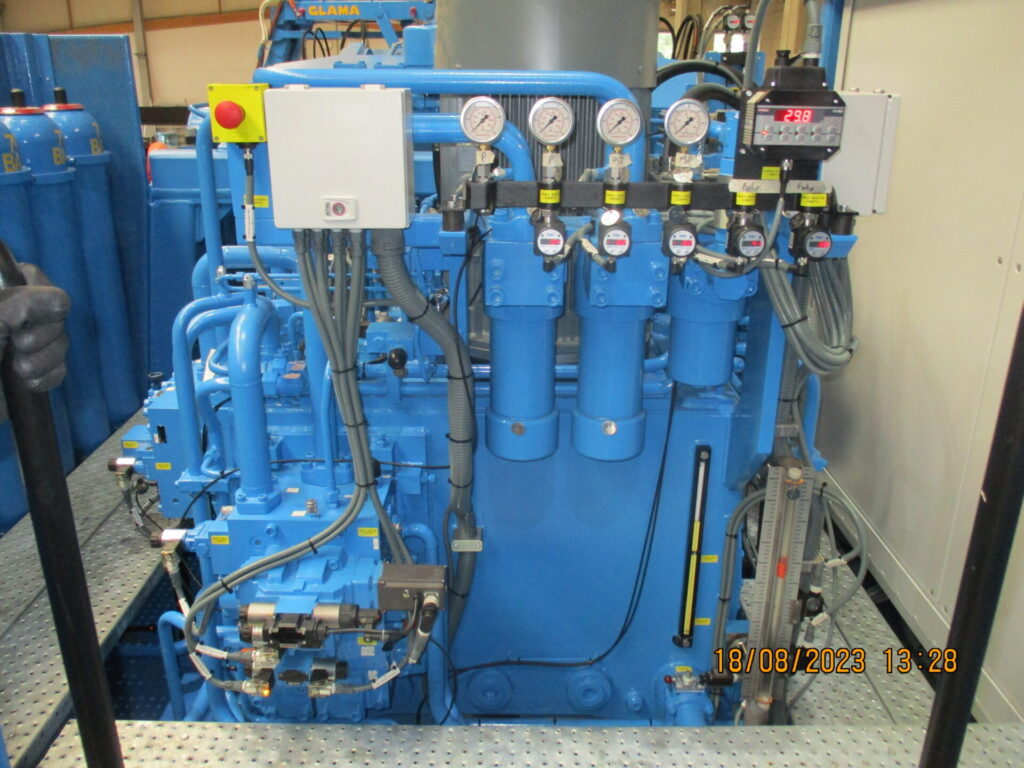 Hydraulikaggregat gefertigt bei Maschinenbau van Eckendonk